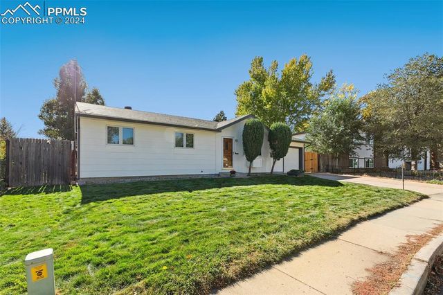 $315,900 | 2111 South El Paso Avenue | Stratton Meadows