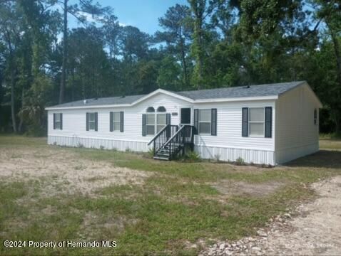 $235,000 | 19225 Whitney Avenue | North Brooksville