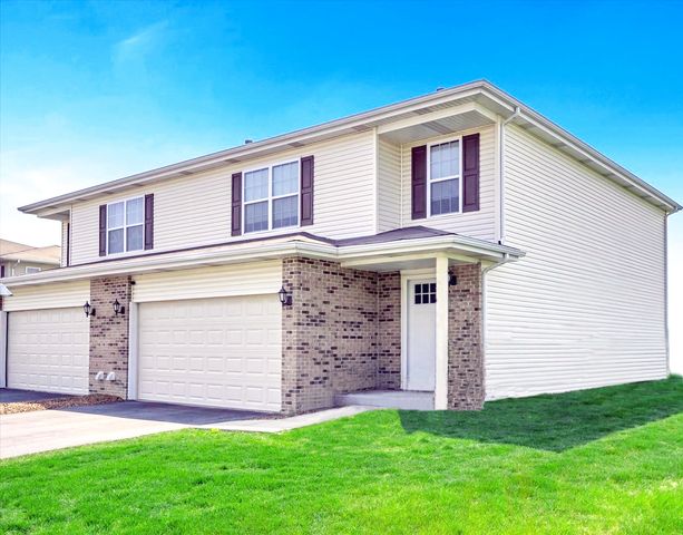 $294,900 | 1444 Somerset Drive | Prairie Park