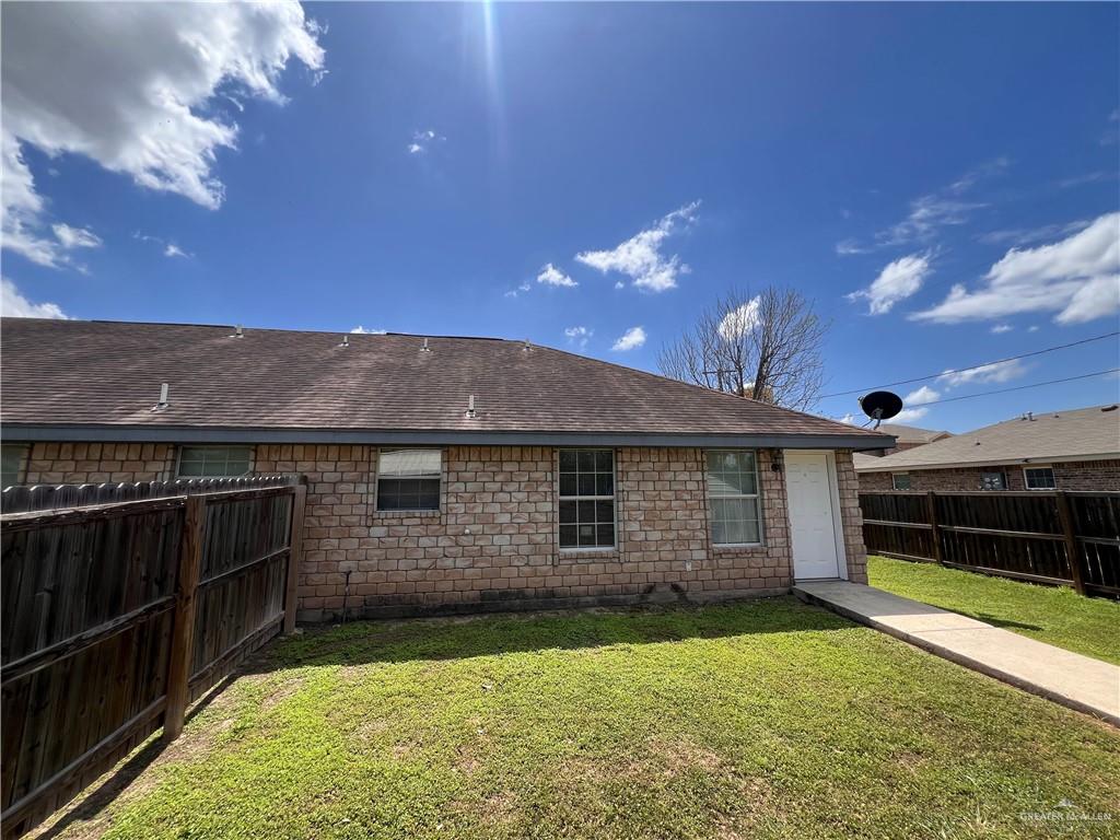 a front view of house with yard