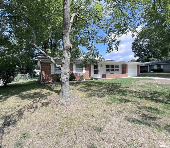 $150,000 | 609 South Glenview Drive | Carbondale