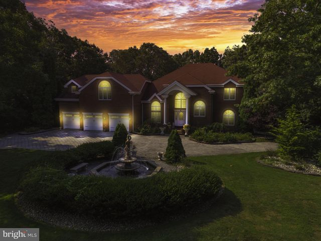 $1,199,000 | 504 Pelham Drive | Smithville