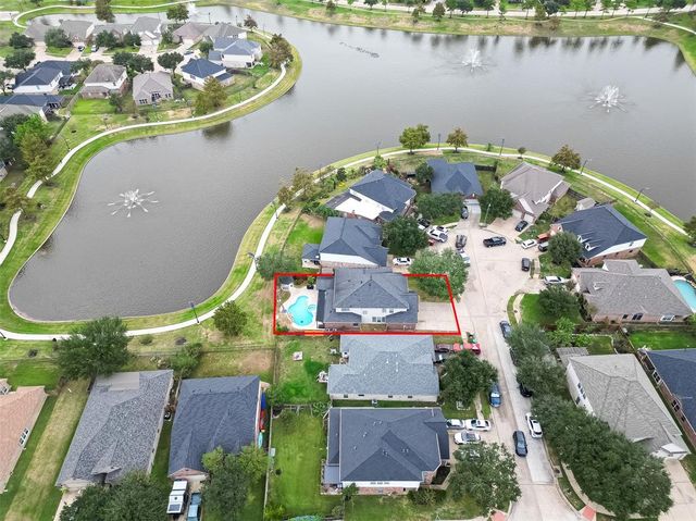 $465,000 | 15011 Riverlet Court | Villages of Cypress Lakes