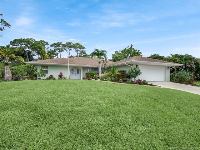 $690,000 | 2828 Northeast Cold Spring Drive | Jensen Beach