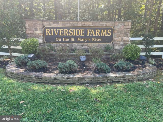 a view of a sign board