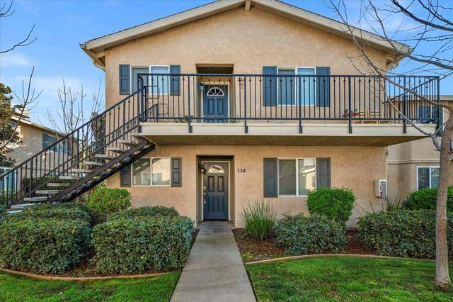 $244,900 | 3739 West Bullard Avenue, Unit 124 | Fig Garden Loop