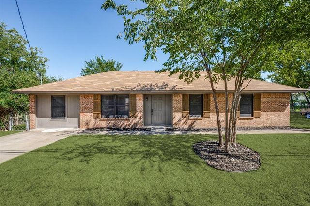 $299,900 | 212 South 7th Street | Sanger