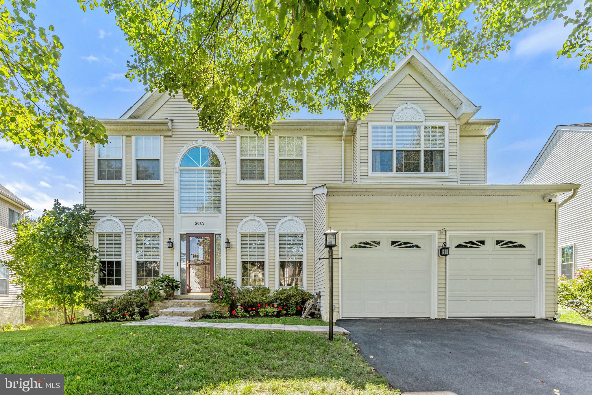 Front Entrance with 2-car garage on cul-de-sac