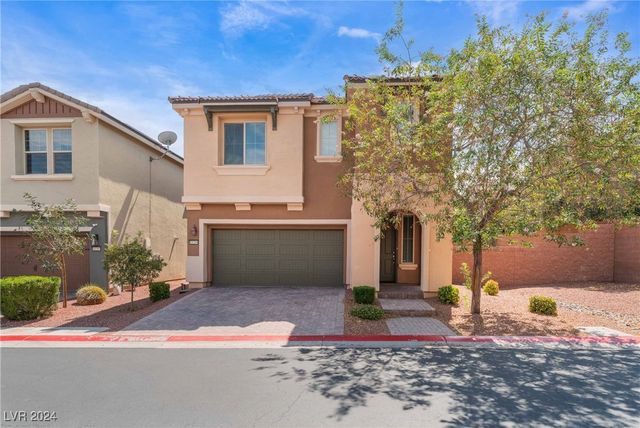 $2,800 | 11219 Napa Grape Court | Westpark Summerlin Village Enclave