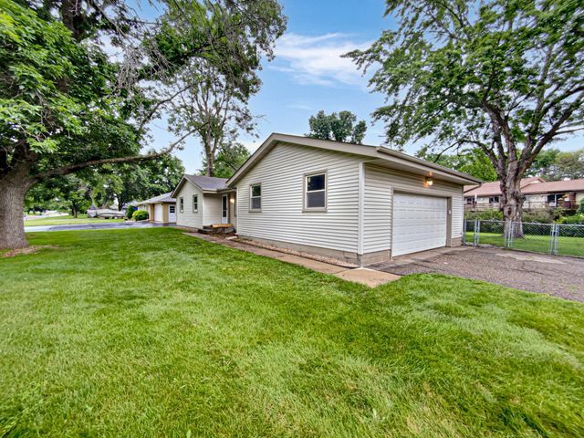 $363,000 | 20650 Iceland Avenue | Lakeville