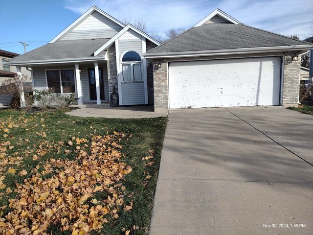 $259,900 | 1646 Lorraine Court | Lockport