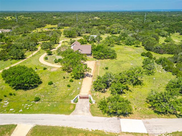 $1,300,000 | 1050 Twisted Oak Drive