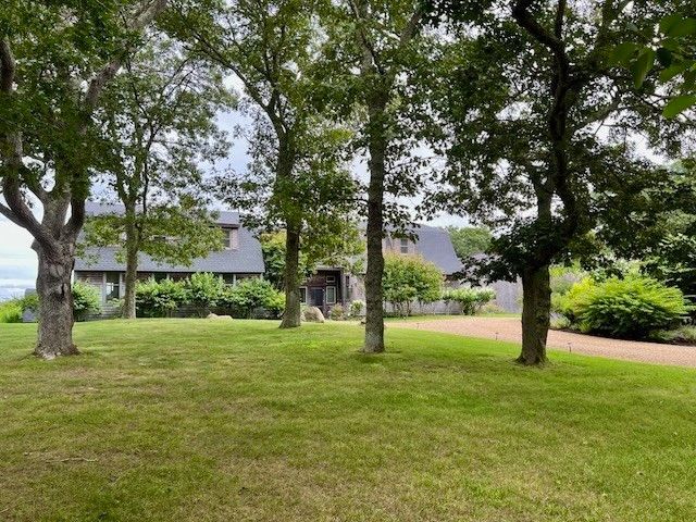 $7,775,000 | 19 Locust Lane | Gay Head