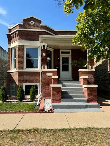 $298,900 | 1226 South 57th Avenue | Cicero