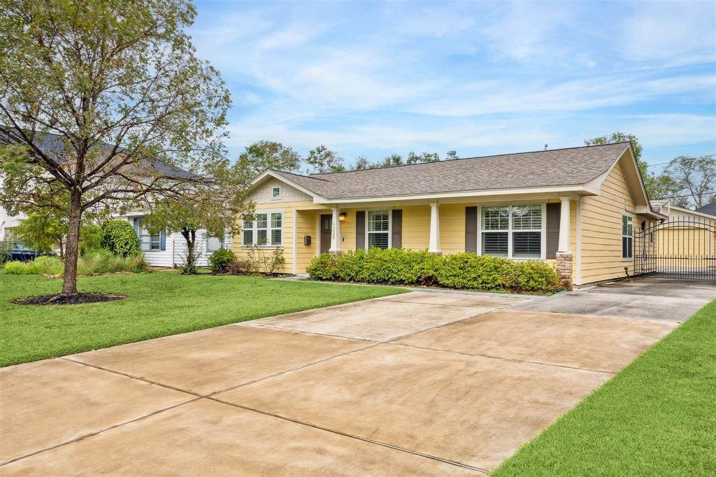 Meticulously maintained and thoughtfully updated ranch-style home on one of the best blocks in Oak Forest!