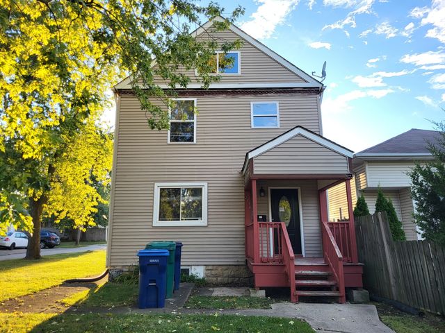 $228,000 | 2134 Kemble Avenue | Argonne Park