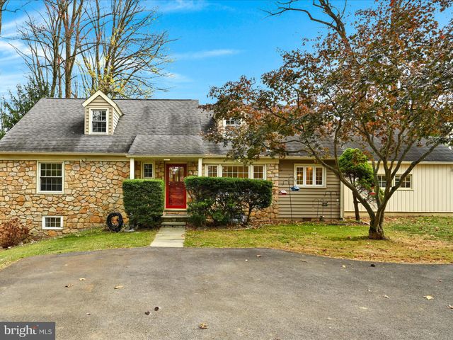 $799,000 | 601 Old Eagle School Road | Wayne