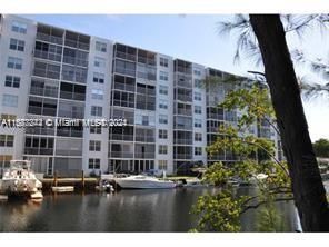 $265,000 | 3660 Northeast 166th Street, Unit 611 | Eastern Shores White House