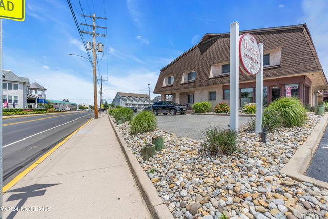 $10,500,000 | 1008 Ocean Ave Point | Point Pleasant Beach