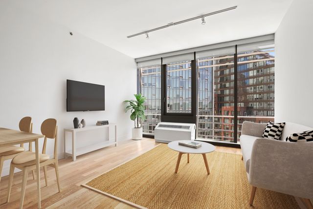 $4,872 | 550 West 54th Street, Unit 1230 | Hell's Kitchen