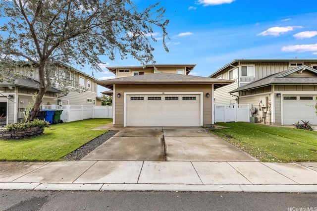 $4,000 | 460 Kamaaha Avenue, Unit 17 | Kapolei