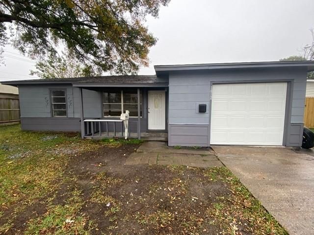 $1,500 | 1012 South 2nd Street | La Porte-Shoreacres