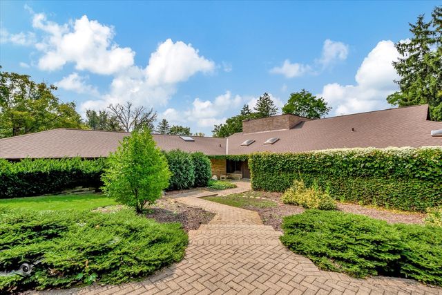 $1,250,000 | 15-w051 15-w051 87th Street | Burr Ridge