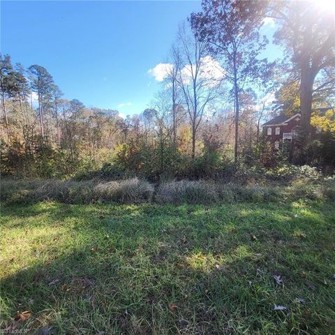 $80,000 | 5805 Southstone Drive | Clay Township - Guilford County