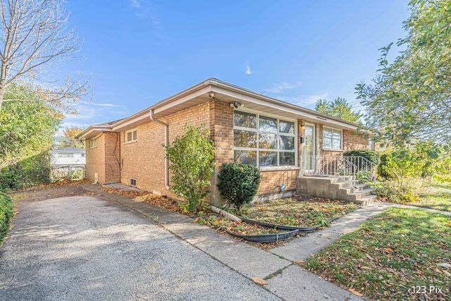 $469,900 | 9617 Tripp Avenue | Skokie