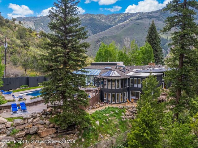 $2,750,000 | 1555 County Road 129 | Glenwood Proper