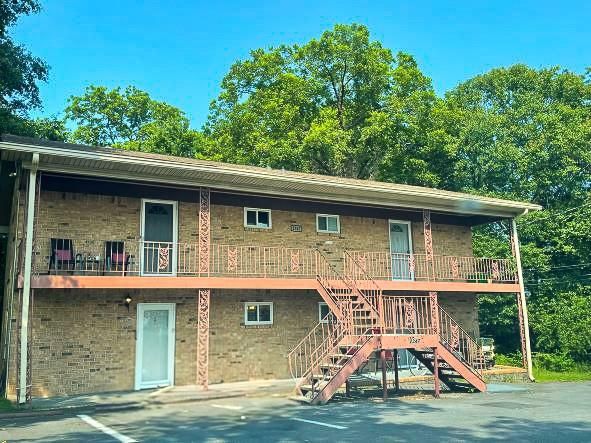 $1,150 | 2347 Newnan Street, Unit F2 | Colonial Hills