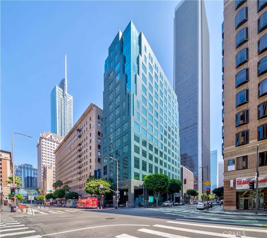 $2,000 | 655 South Hope Street, Unit 1001 | Downtown Los Angeles