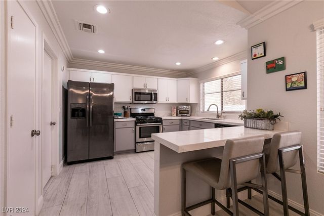 $459,900 | 8516 Spyrun Drive | Sun City Summerlin