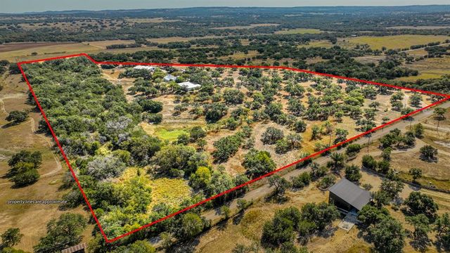 $3,400,000 | 407 Rocky Road