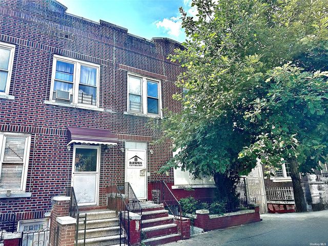 $999,900 | 1269 Commonwealth Avenue | Bronx River