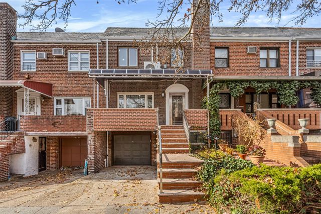 $1,559,000 | 66-50 Thornton Place | Rego Park