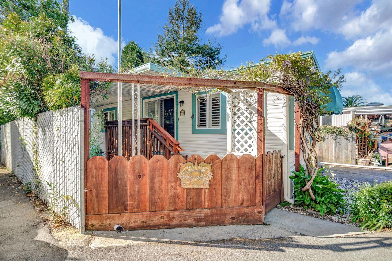 930 Rosedale Avenue Unit 32 Capitola CA 95010 Compass