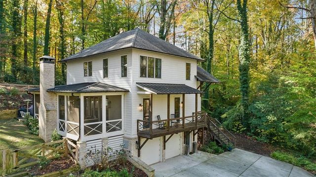 $1,650,000 | 1461 Bubbling Creek Road Northeast | Sexton Woods