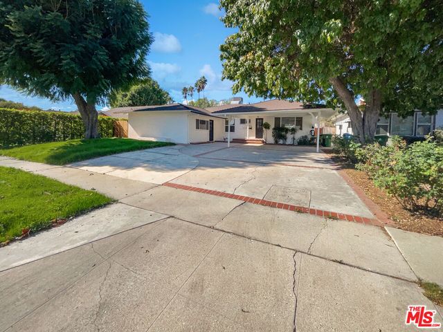 $1,111,000 | 9225 Wystone Avenue | Northridge