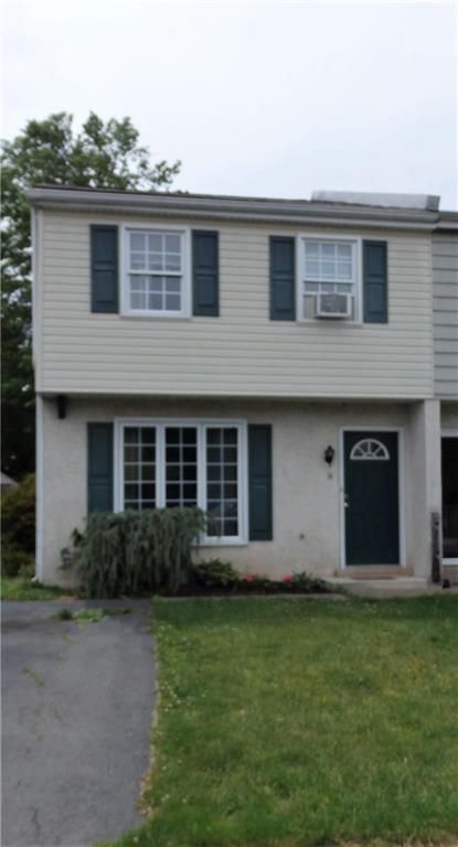 a front view of house with yard