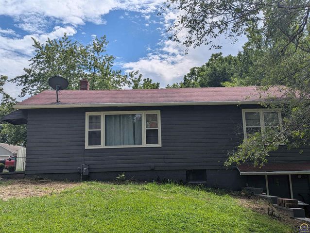 $135,000 | 935 Northwest Menninger Road | Topeka