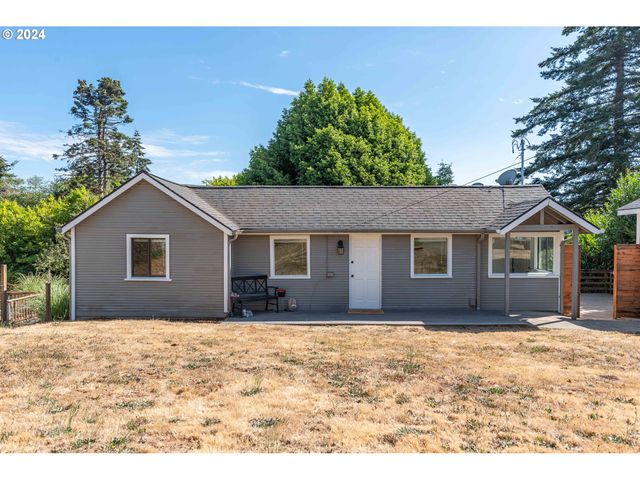 $269,000 | 1339 Idaho Avenue | Coos Bay