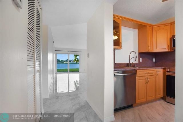 $2,050 | 8720 North Sherman Circle, Unit 107 | Lakeshore at University Park