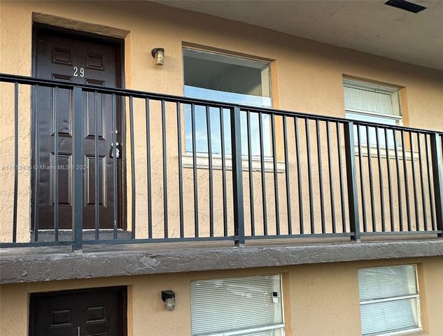 $2,350 | 5451 West 24th Avenue, Unit 29 | Hialeah