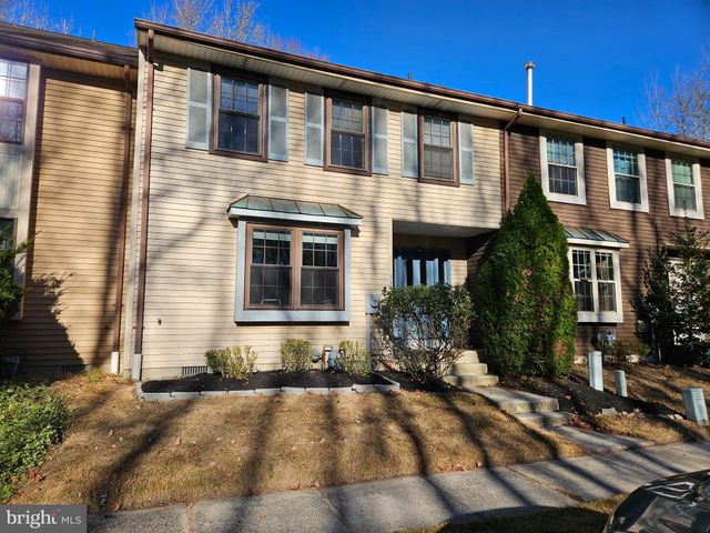 $2,950 | 33 Fawnhollow Court | Medford