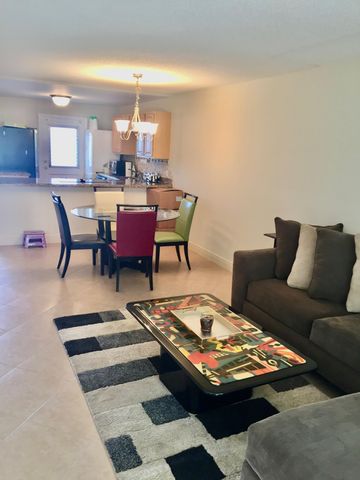 $2,400 | 6161 Northwest 2nd Avenue, Unit 322 | Boca Teeca