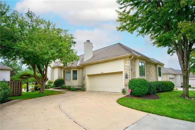 $850,000 | 9111 Walmer Street | Shawnee Mission