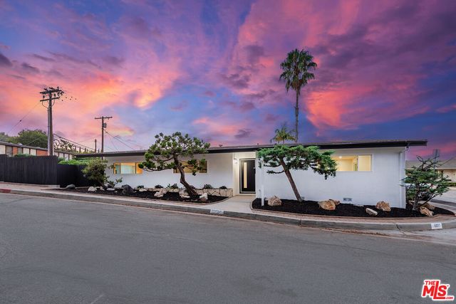 $2,249,000 | 5937 Wrightcrest Drive | Culver City