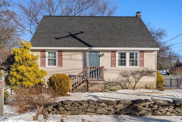 $382,500 | 535 Lake Avenue | East Worcester