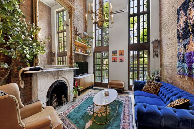 $5,995,000 | 353 West 22nd Street | Chelsea